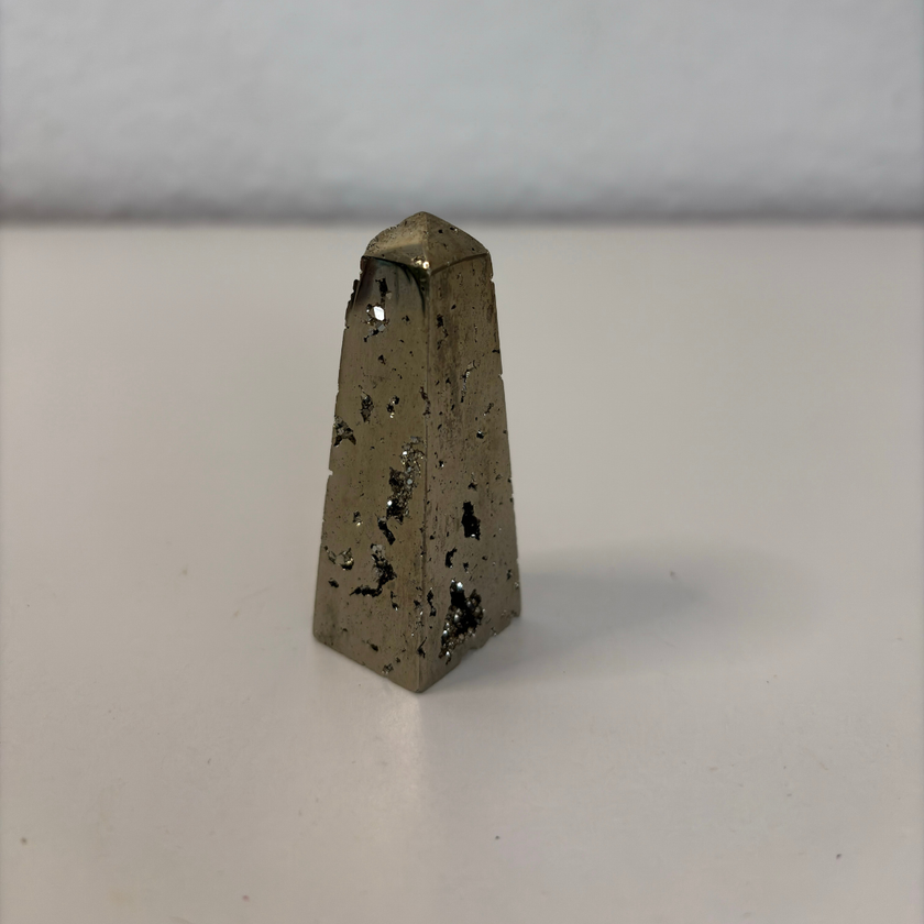 Pyrit Obelisk - 1