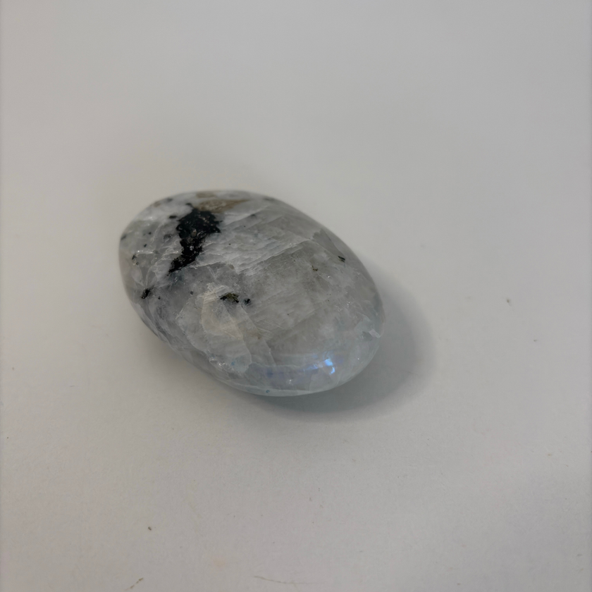 Mondstein/ Weißer Labradorit Handschmeichler