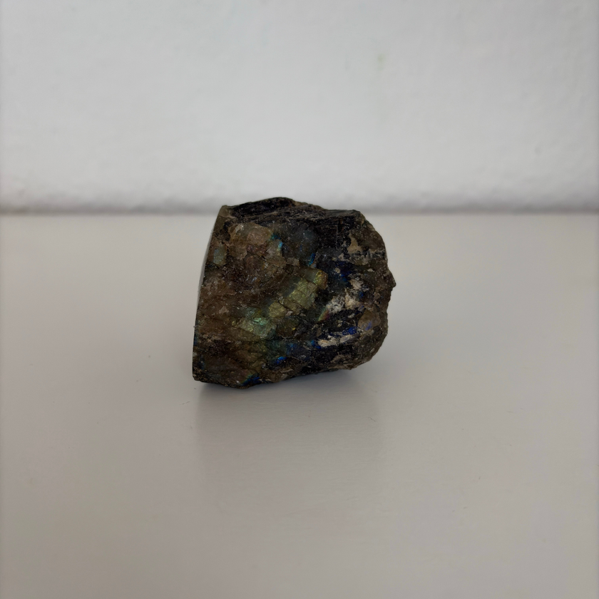 Labradorit Anschliff