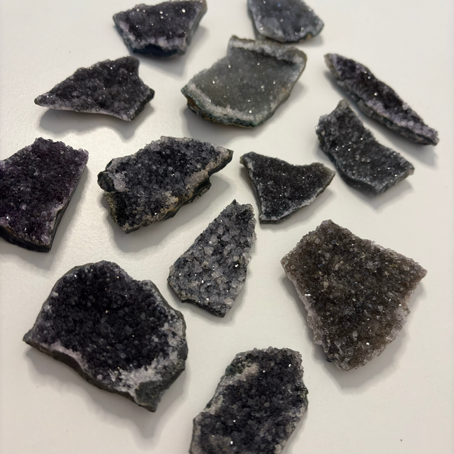 Black Amethyst Cluster Scheiben