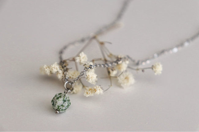 Halskette Grüner Fleckenjaspis- Silber